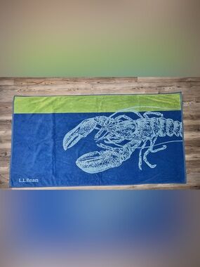 LL Bean Cotton Seaside Lobster Beach Towel Blue Green 68x36